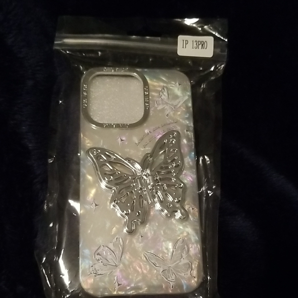 Butterfly Design Phone Case for iPhone 13 Pro - Silver